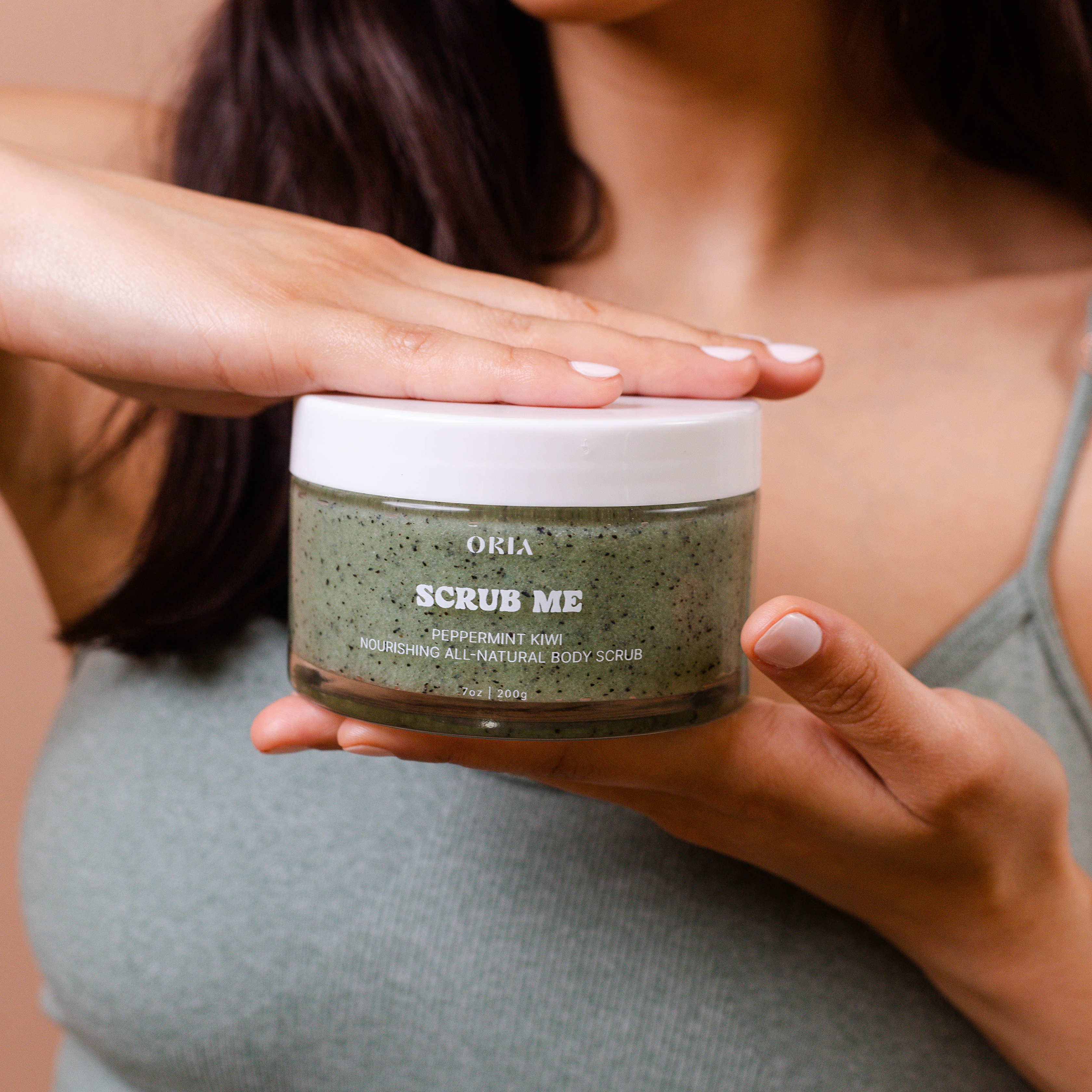 SCRUB ME PEPPERMINT & KIWI BODY SCRUB